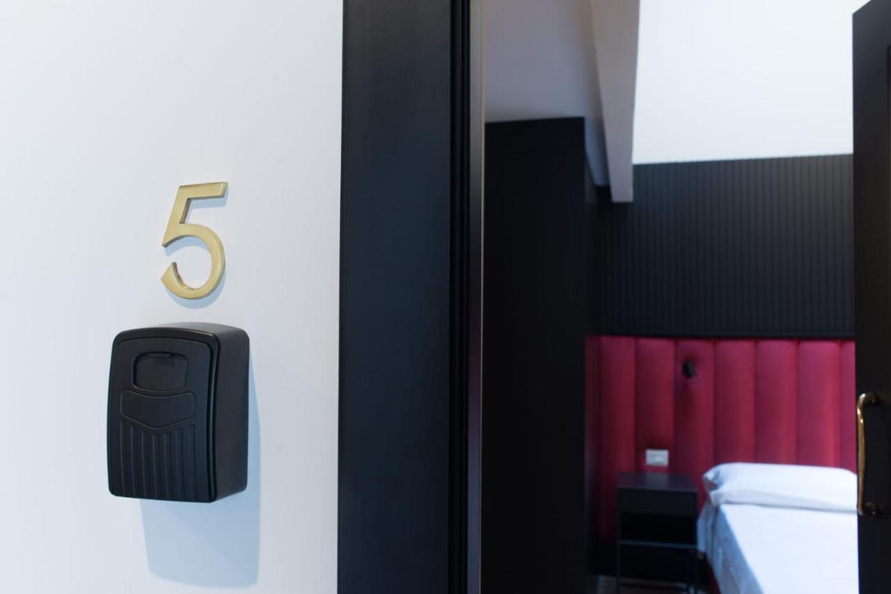 נאפולי Fida Rooms מראה חיצוני תמונה