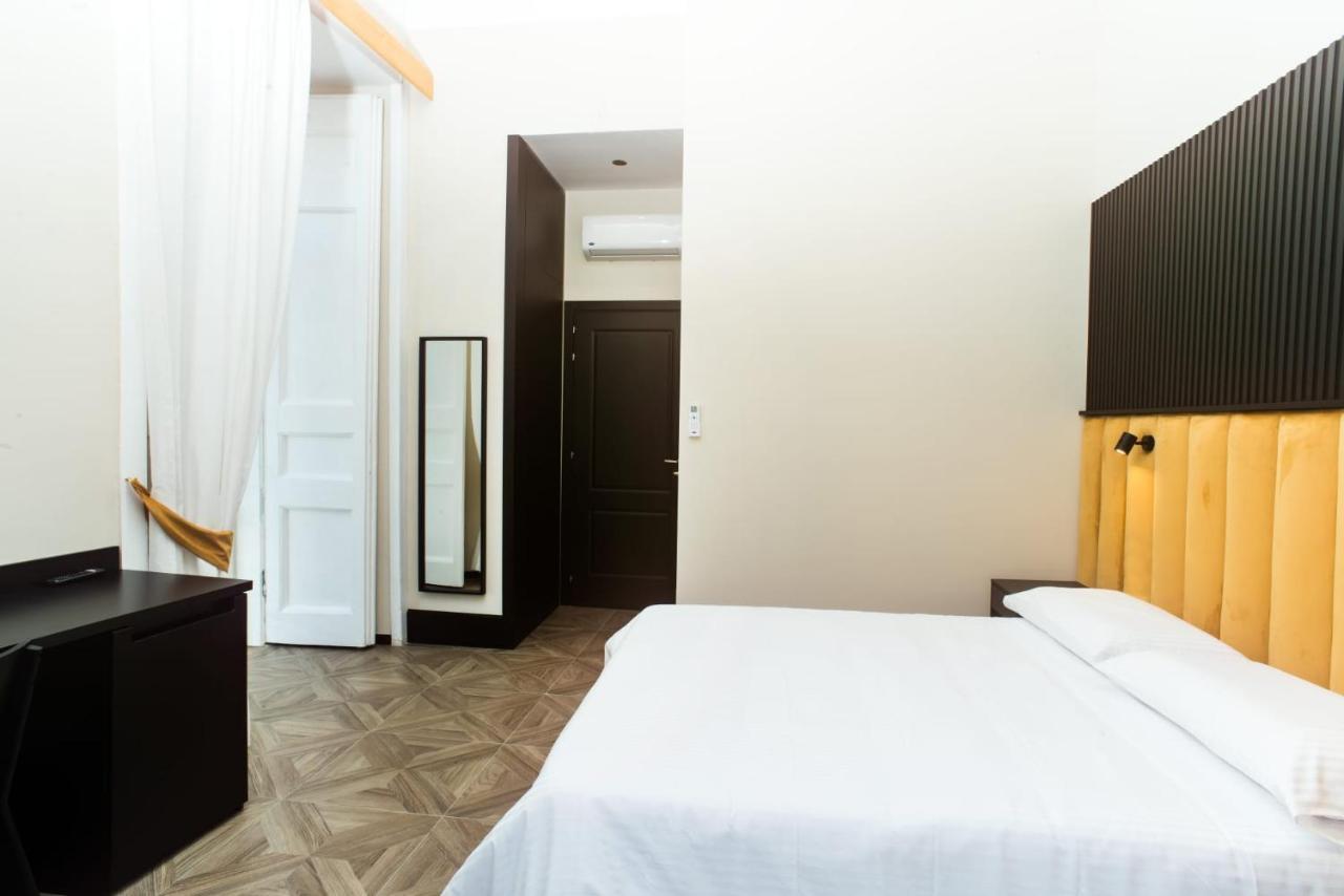 נאפולי Fida Rooms מראה חיצוני תמונה