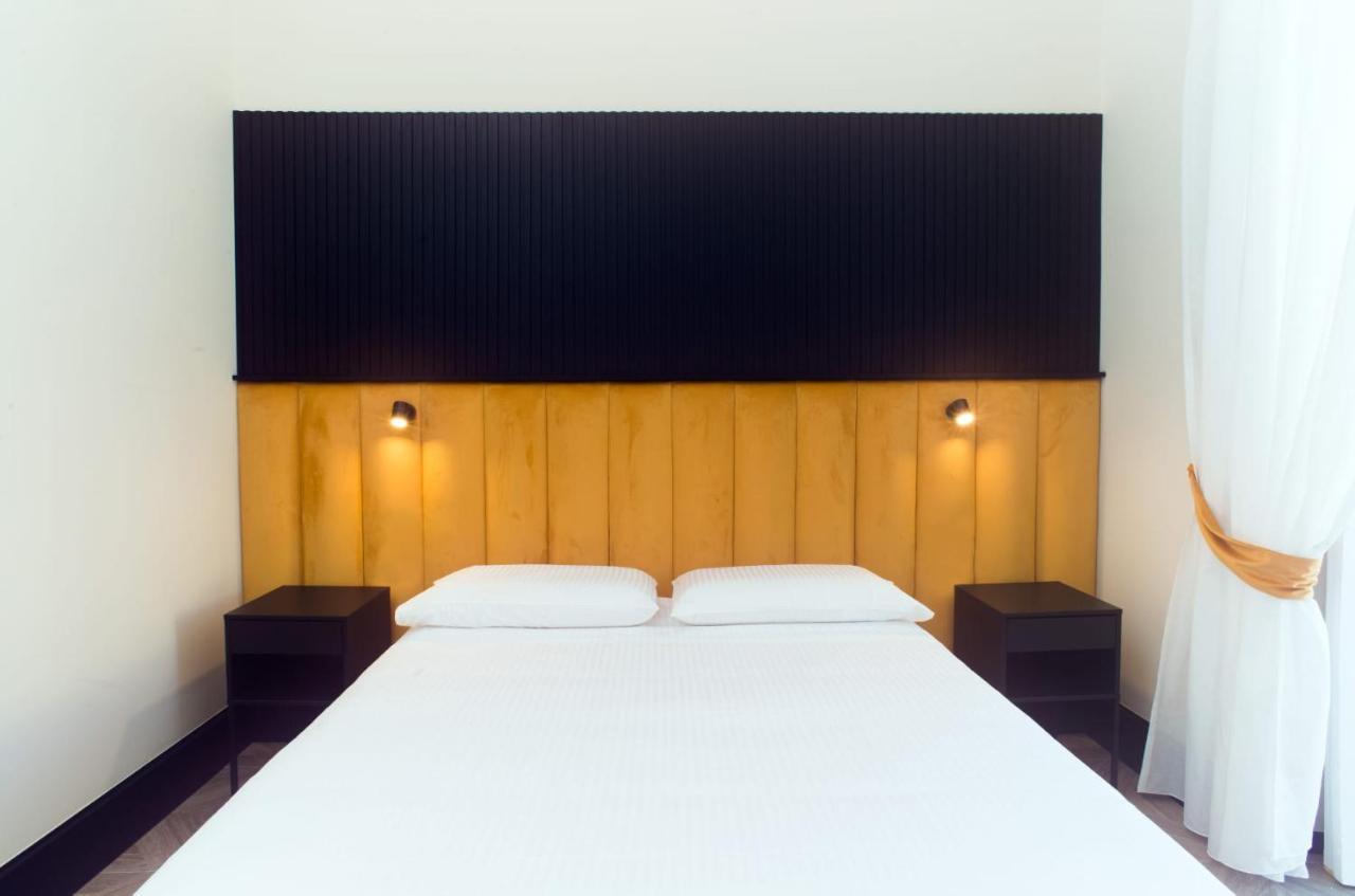 נאפולי Fida Rooms מראה חיצוני תמונה