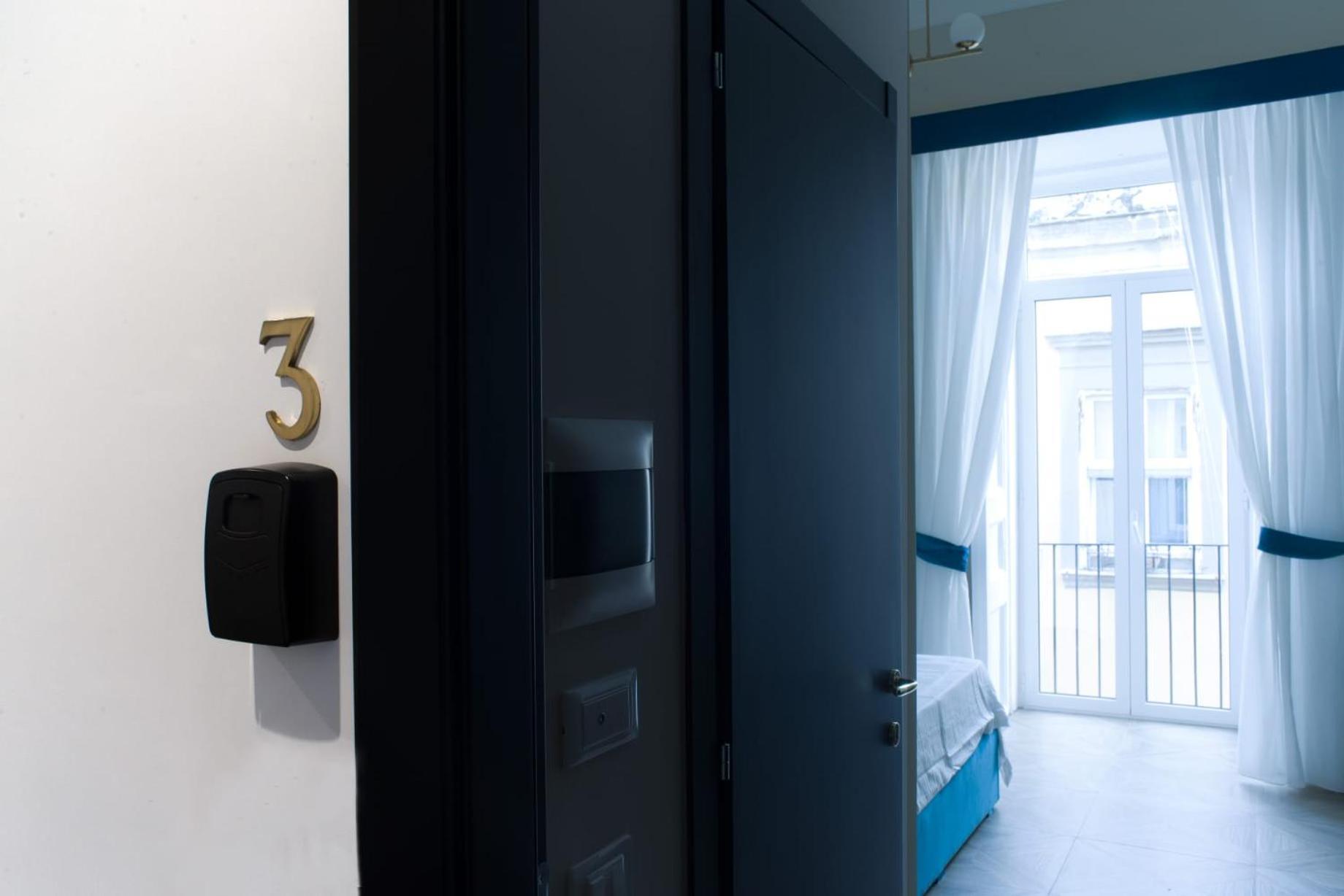 נאפולי Fida Rooms מראה חיצוני תמונה