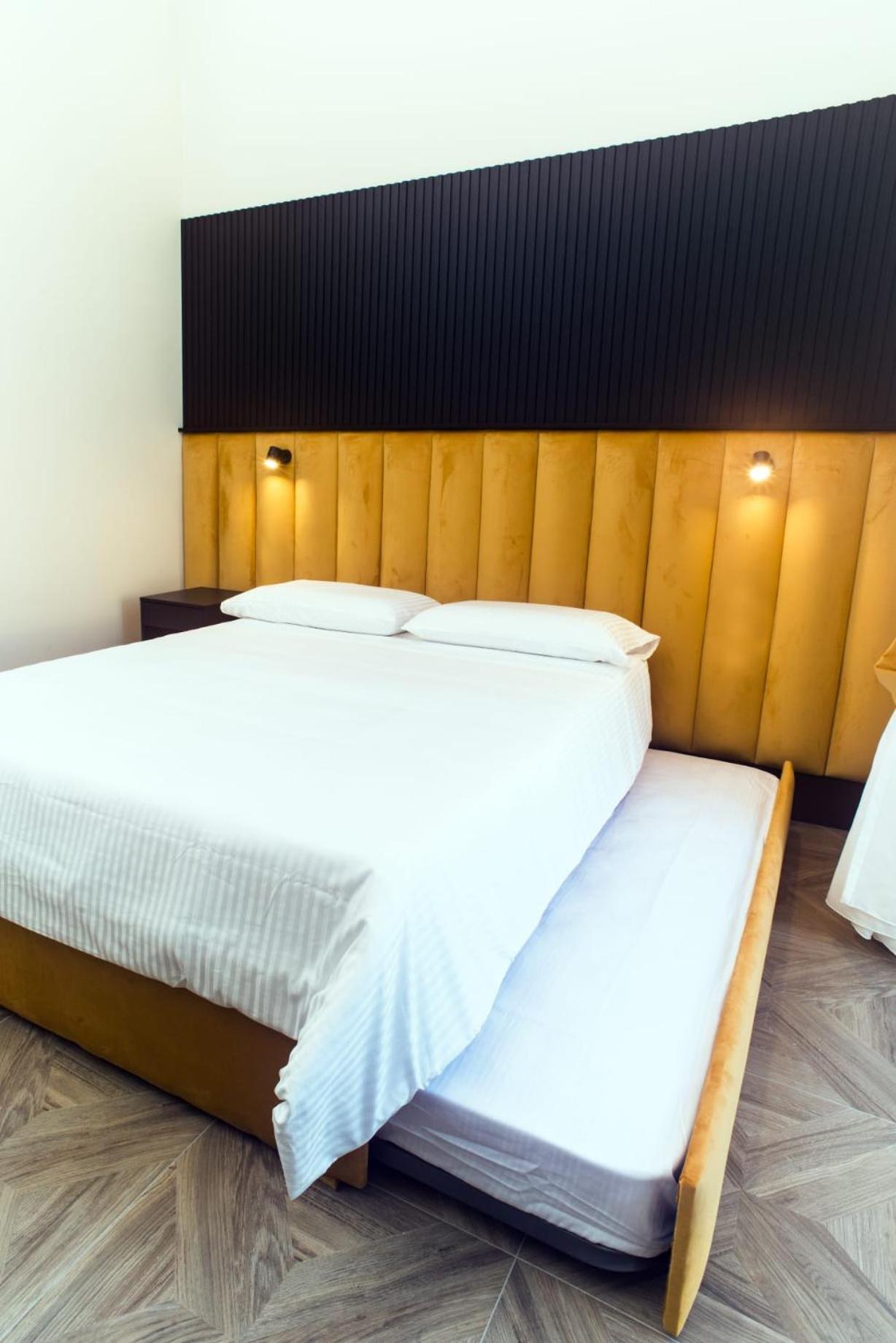 נאפולי Fida Rooms מראה חיצוני תמונה